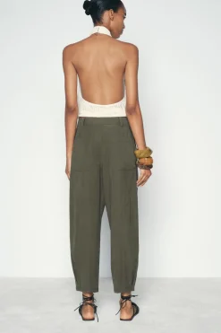 Sale PANTALÓN CHINO PINZAS BAJO Mujer Pantalones