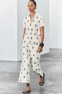 New PANTALÓN CULOTTE BORDADOS CONTRASTE ZW COLLECTION Mujer Pantalones