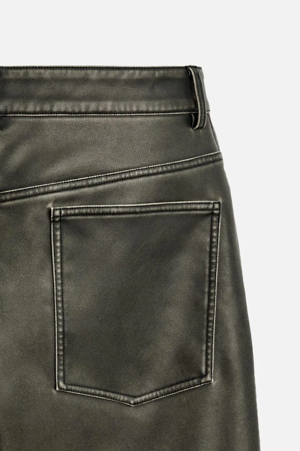 New PANTALÓN EFECTO PIEL LIMITED EDITION Hombre Pantalones