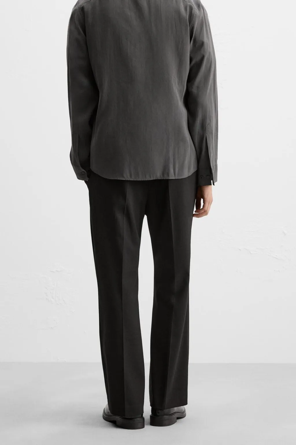 New PANTALÓN FLARED FIT Hombre Pantalones