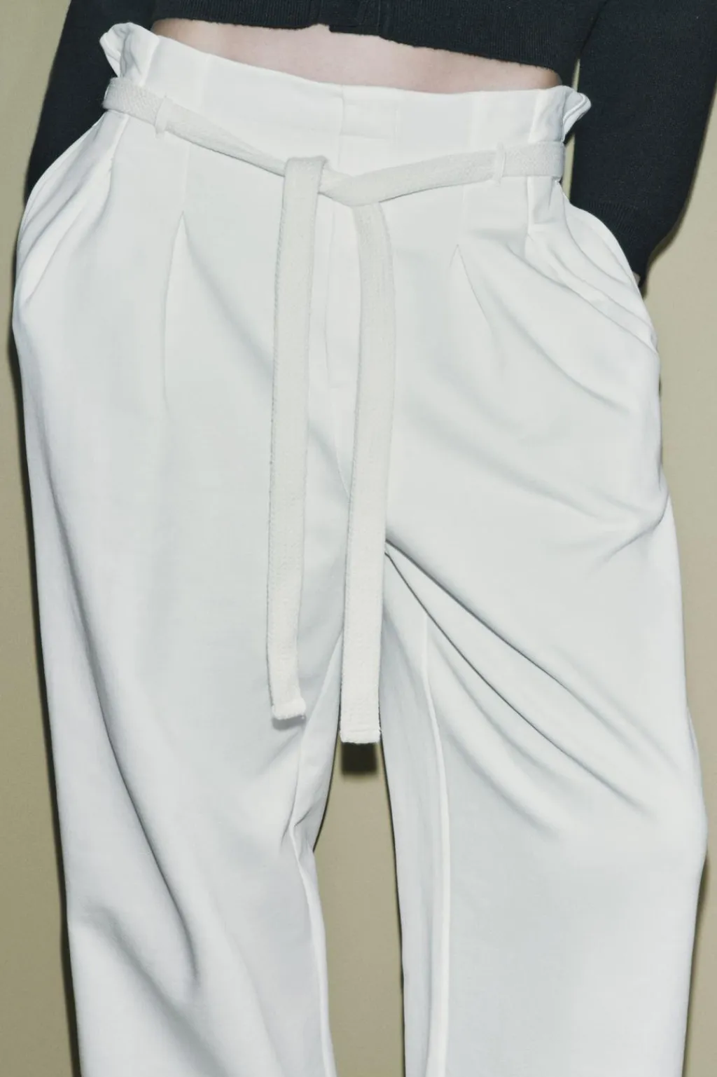 Discount PANTALÓN JOGGER CINTURÓN Mujer Pantalones