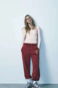 Best PANTALÓN JOGGER VARSITY EFECTO LAVADO Mujer Pantalones|Sudaderas / Joggers