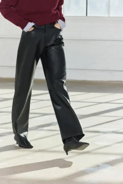 Online PANTALÓN RECTO EFECTO PIEL ZW COLLECTION Mujer Pantalones