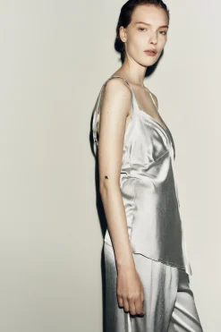 Outlet PANTALÓN RECTO SATINADO Mujer Pantalones