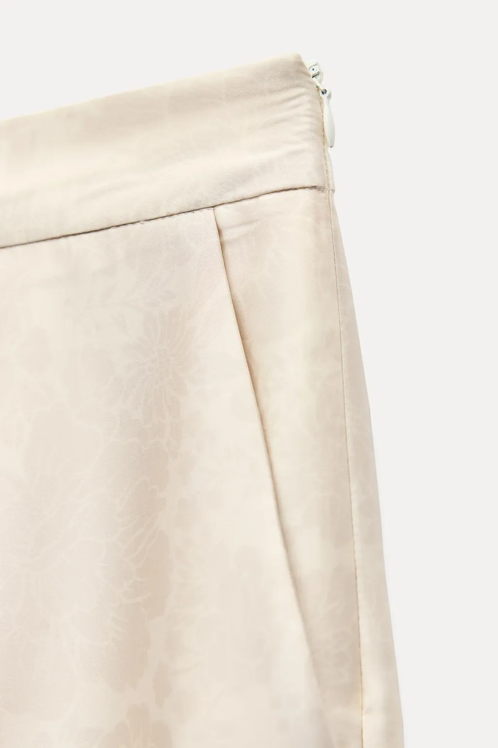 Online PANTALÓN SATINADO ESTAMPADO FLORAL Mujer Pantalones