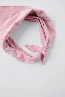 Niños ZARA 1½ - 6 Años·Accesorios|6 - 14 Años·Accesorios<PAÑOLETA TRIANGULAR ANIMAL PRINT