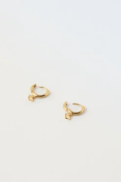 Niños ZARA 1½ - 6 Años·Accesorios|6 - 14 Años·Accesorios<PENDIENTES ARO CORAZONES BAÑO ORO 24KT