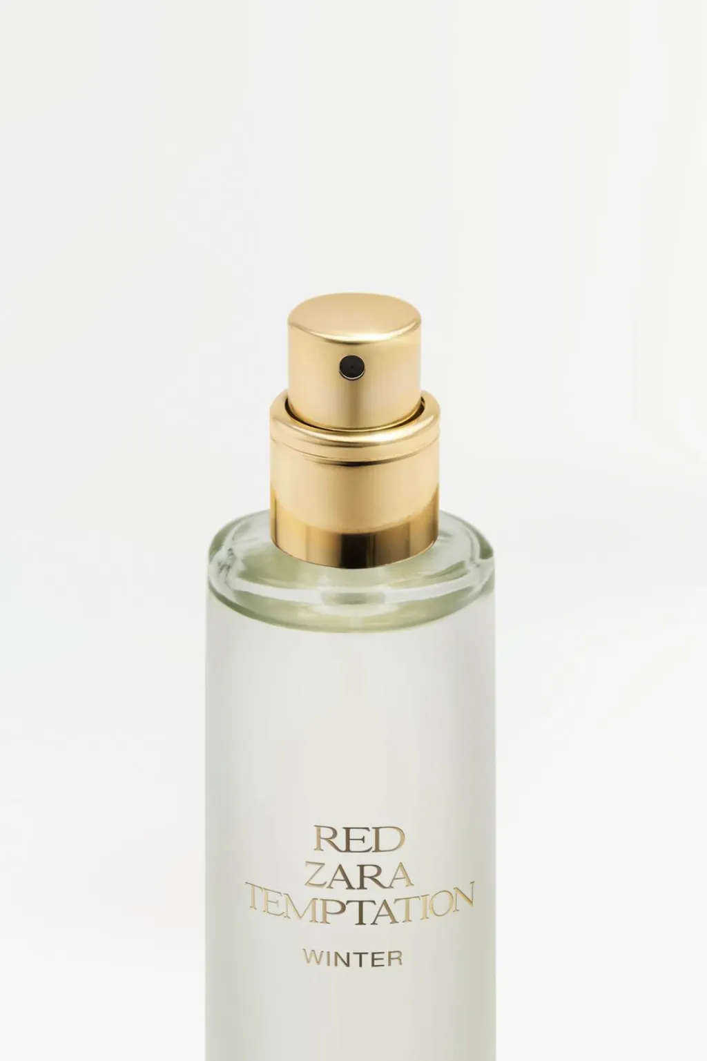 New RED TEMPTATION WINTER EDP 80ML (2.71 FL. OZ). Mujer Perfumes