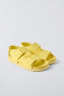 Niños ZARA 6 - 14 Años·Zapatos|6 - 14 Años·Zapatos<SANDALIA ENGOMADA