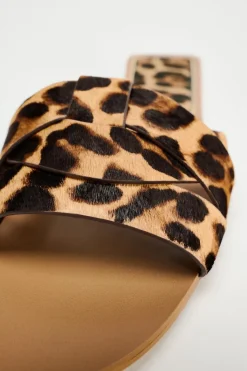 Online SANDALIA PLANA PIEL ESTAMPADO ANIMAL Mujer Zapatos