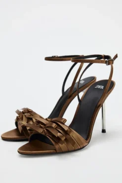 New SANDALIA TACÓN METALIZADO Mujer Zapatos