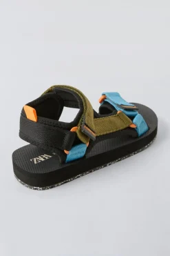 Niños ZARA 6 - 14 Años·Zapatos|6 - 14 Años·Zapatos<SANDALIA TÉCNICA