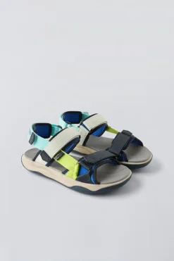 Niños ZARA 6 - 14 Años·Zapatos|6 - 14 Años·Zapatos<SANDALIA TÉCNICA TIRAS