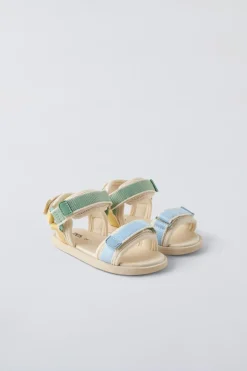 Niños ZARA 1½ - 6 Años·Zapatos|1½ - 6 Años·Zapatos<SANDALIA TIRAS MULTICOLOR