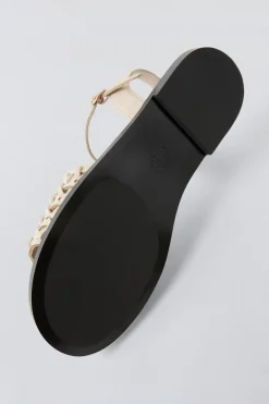 Niños ZARA 6 - 14 Años·Zapatos<SANDALIA TRENZADA