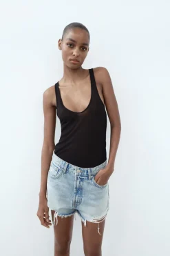 Fashion SHORTS DENIM TRF CURVED TIRO ALTO ROTOS Mujer Faldas / Shorts