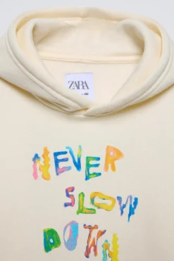 Niños ZARA 6 - 14 Años·Sudaderas|6 - 14 Años·Total Look<SUDADERA CAPUCHA TEXTO