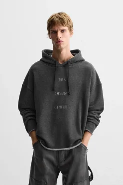 Online SUDADERA ESTAMPADO LAVADO Hombre Sudaderas