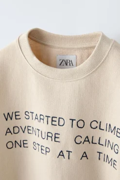 Niños ZARA 6 - 14 Años·Sudaderas<SUDADERA PIQUÉ TEXTO BORDADO