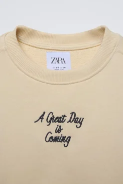 Niños ZARA 6 - 14 Años·Sudaderas<SUDADERA TEXTO BORDADO
