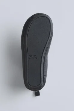 Niños ZARA 1½ - 6 Años·Zapatos|1½ - 6 Años·Zapatos<TIMELESZ - BABUCHA PIEL