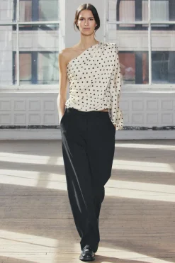 Fashion TOP ASIMÉTRICO HOMBRERA ZW COLLECTION Mujer Tops / Bodies