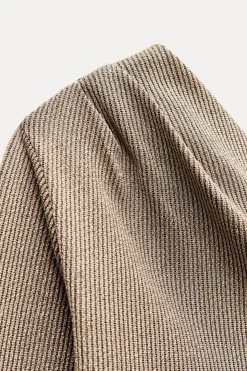 Online TOP ASIMÉTRICO METALIZADA TEXTURA Mujer Tops / Bodies