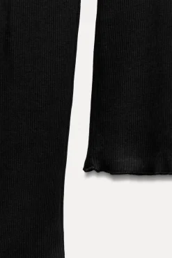 Discount TOP CANALÉ CUELLO ALTO Mujer Tops / Bodies