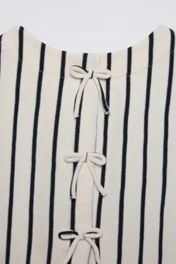 Niños ZARA 6 - 14 Años·Camisetas|6 - 14 Años·Total Look<TOP RAYAS LAZOS