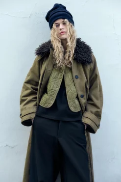 Outlet TRENCH ENCERADO CUELLO EFECTO PELO Mujer Abrigos / Anoraks