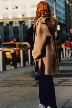 Niños ZARA 6 - 14 Años·Abrigos<TRENKA CON LANA CAPUCHA