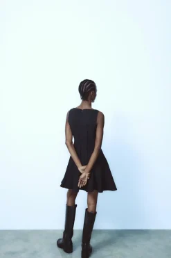 Discount VESTIDO CORTO BAJO VUELO Mujer Vestidos