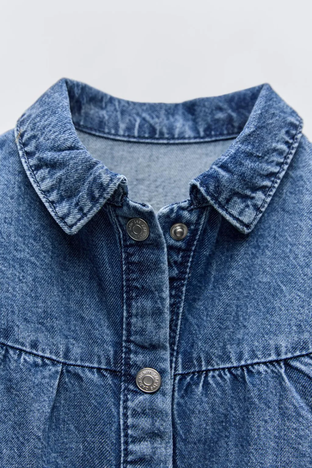 Niños ZARA 1½ - 6 Años·Vestidos / Petos|1½ - 6 Años·Jeans / Denim<VESTIDO DENIM ETIQUETA BORDADA