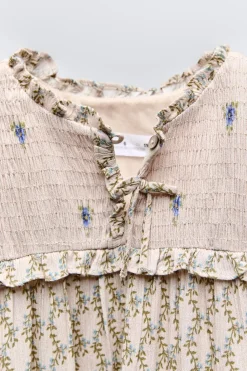 Niños ZARA 6 - 14 Años·Vestidos / Monos<VESTIDO FLORES CANESÚ