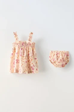 Niños ZARA 6 - 18 Meses·Vestidos / Monos|6 - 18 Meses·Braguitas / Bermudas<VESTIDO FLORES GOMAS