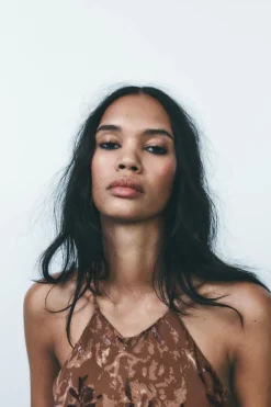 New VESTIDO HALTER FLORES TERCIOPELO Mujer Vestidos