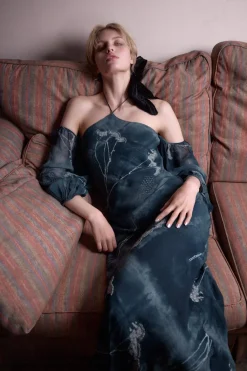 Online VESTIDO HALTER HILO METALIZADO ABALORIOS Mujer Vestidos