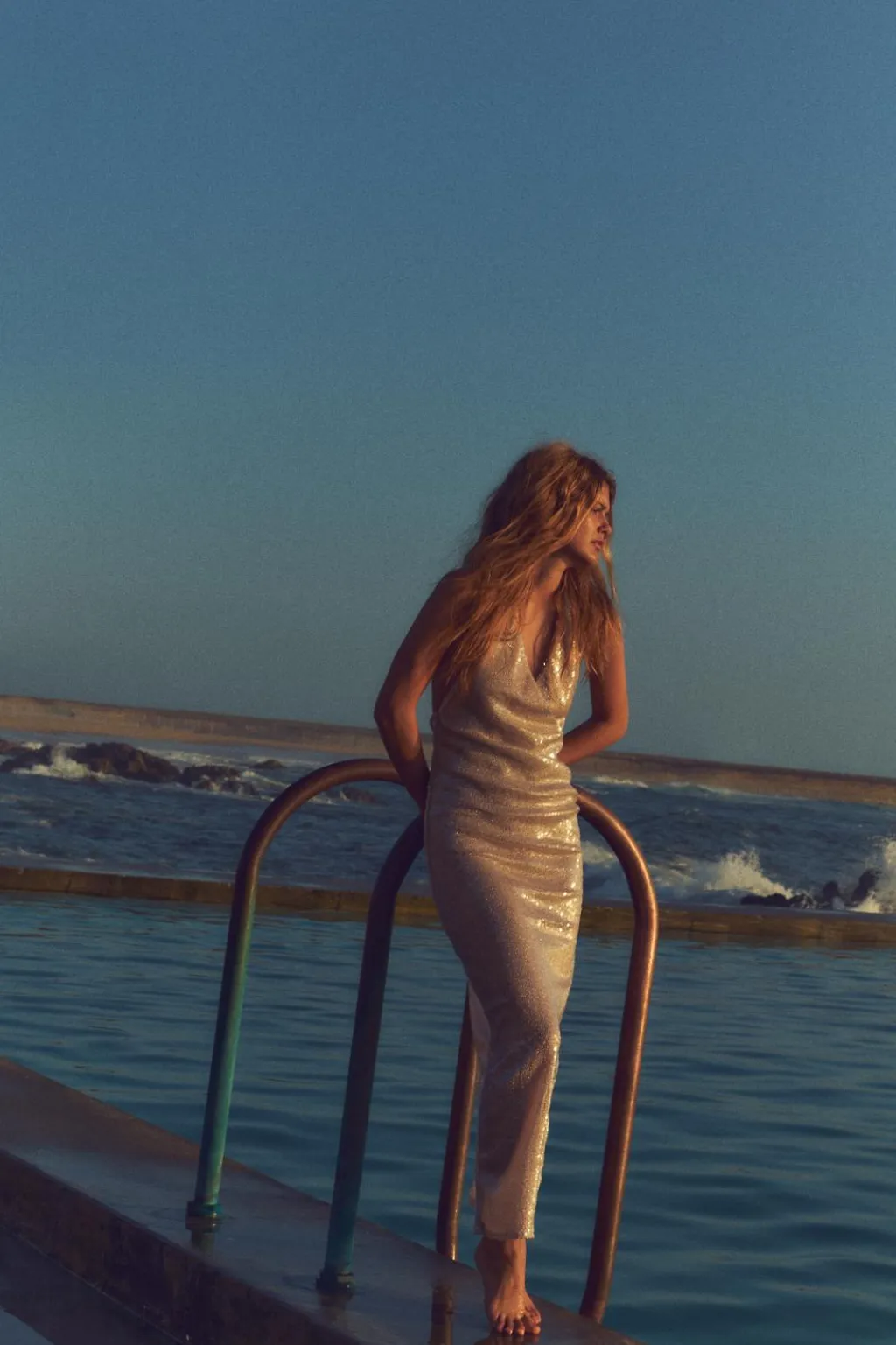 Outlet VESTIDO LENTEJUELAS FRUNCES Mujer Vestidos