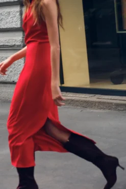 New VESTIDO MIDI CUELLO HALTER Mujer Vestidos