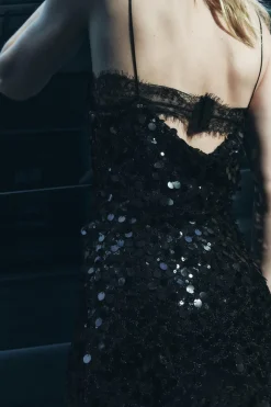 Outlet VESTIDO MINI ENCAJE LENTEJUELAS Mujer Vestidos