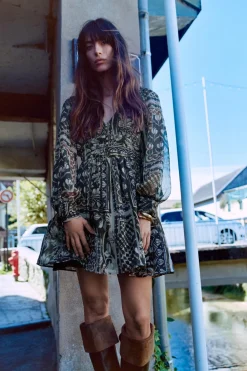 New VESTIDO MINI ESTAMPADO HILO METALIZADO Mujer Vestidos