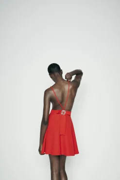 Outlet VESTIDO MINI LAZO ESPALDA JOYA Mujer Vestidos