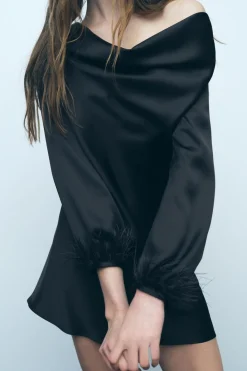 Sale VESTIDO MINI SATINADO PLUMAS Mujer Vestidos