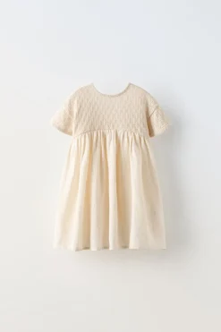 Niños ZARA 1½ - 6 Años·Vestidos / Petos|6 - 18 Meses·Vestidos / Monos<VESTIDO PUNTO COMBINADO TEXTURA