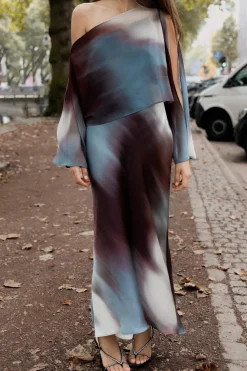 Discount VESTIDO SATINADO ESTAMPADO CAPA Mujer Vestidos