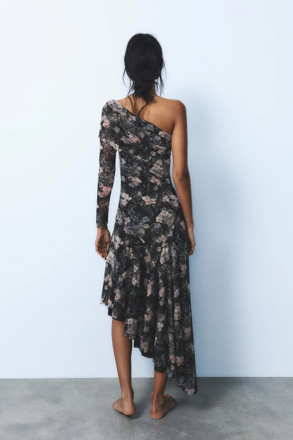 Online VESTIDO TUL ESTAMPADO ASIMÉTRICO Mujer Vestidos