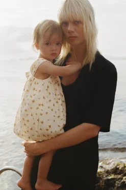 Niños ZARA 6 - 18 Meses·Vestidos / Monos|6 - 18 Meses·Braguitas / Bermudas<VESTIDO Y BRAGUITA FLORES