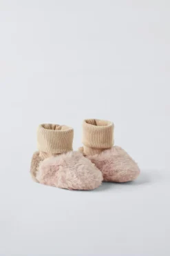 Niños ZARA 0 - 6 Meses·Patucos<ZAPATILLA DE CASA CALCETÍN