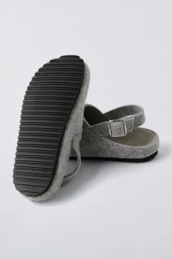 Niños ZARA 6 - 14 Años·Zapatos|6 - 14 Años·Zapatos<ZAPATILLA DE CASA FIELTRO