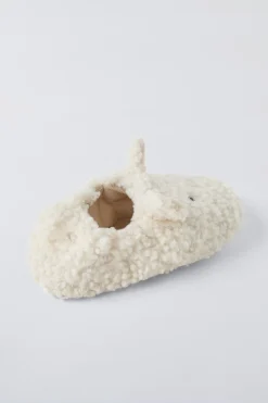 Niños ZARA 1½ - 6 Años·Zapatos|1½ - 6 Años·Zapatos<ZAPATILLA DE CASA OVEJITA